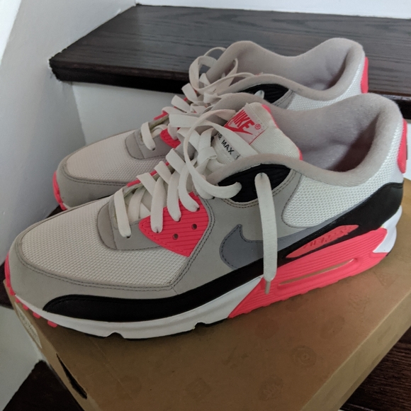 Air Max 90 2010 release - Picture 6 of 9